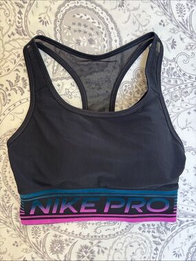 Nike Black Racerback Sports Bra with Gradient Logo Band-size XS